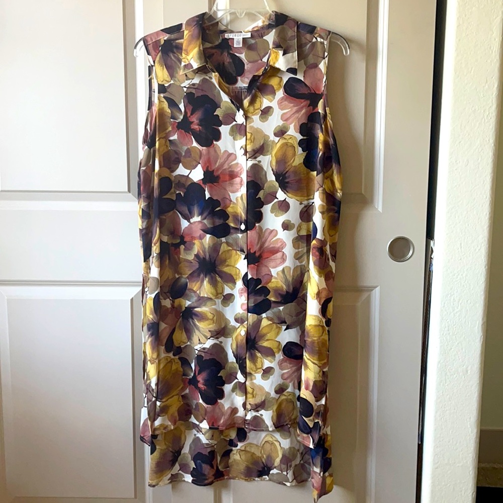 Plus Size Sleeveless Floral Tunic Size 1X